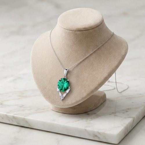 Eva necklace