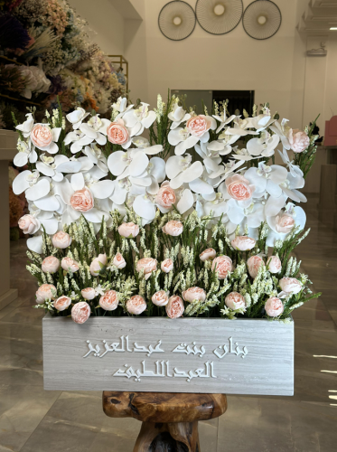رخاميات ورد صناعي