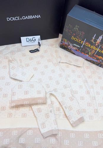 طقم DG +بوكس وكيس الماركة