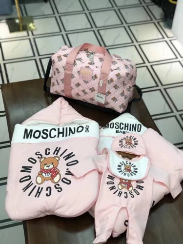 طقم موسكينو 8قطع