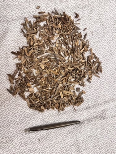 قشور عود هندي طبيعي سوبر