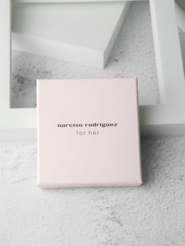 مرايا نارسيسو pink