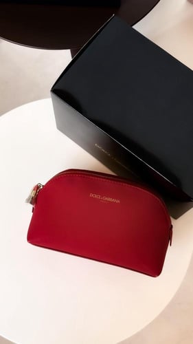 شنطة مكياج دولتشي اند قابانا