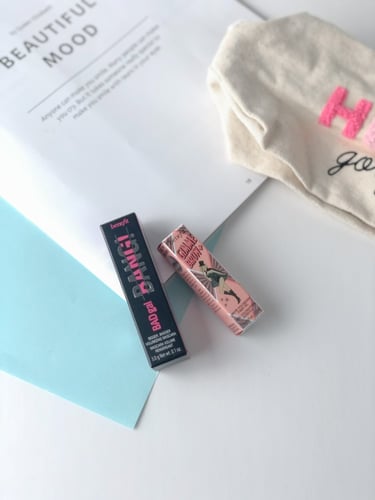 شنطة بنفت + 6قطع ميني + كيس البراند