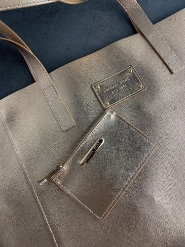 شنطة مايكل كورس+ محفظه