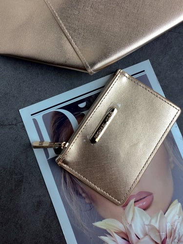 شنطة مايكل كورس+ محفظه