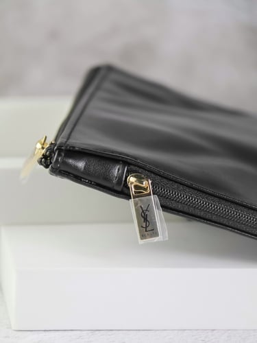 شنطة سان لوران