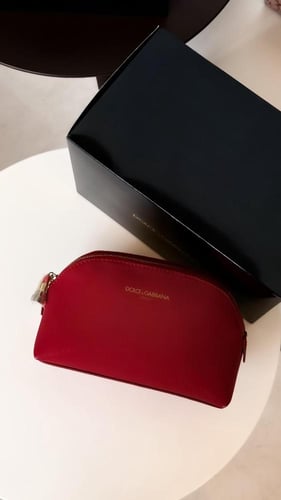 شنطة مكياج دولتشي اند قابانا