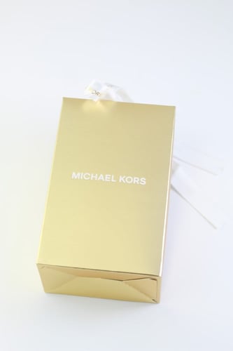 غطاء العين للنوم مايكل كورس مع بوكس