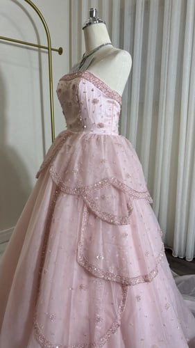 تسليم فوري مقاس ٤