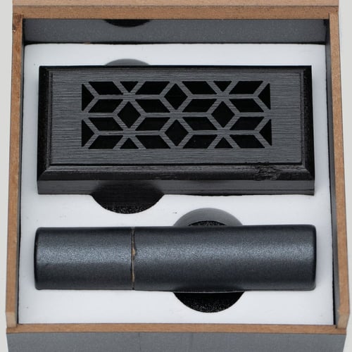 مبخرة مزخرفة اسود + أعواد