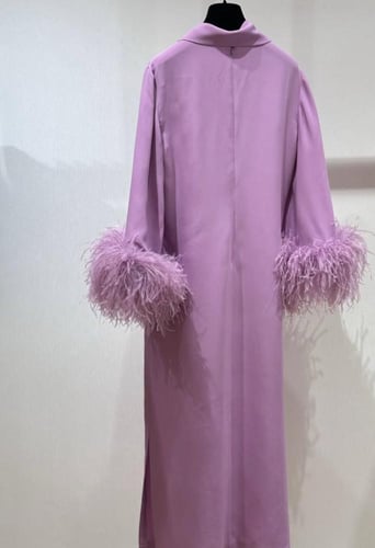 فستان نسائي