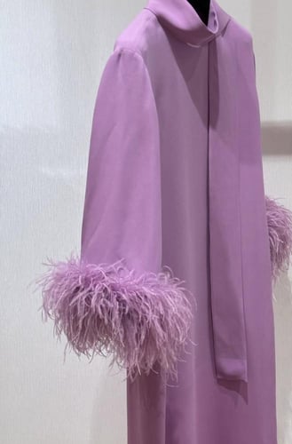 فستان نسائي