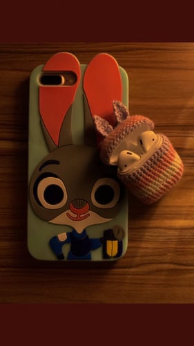 كڤر ايربودز حسب الطلب شركة المرعبين