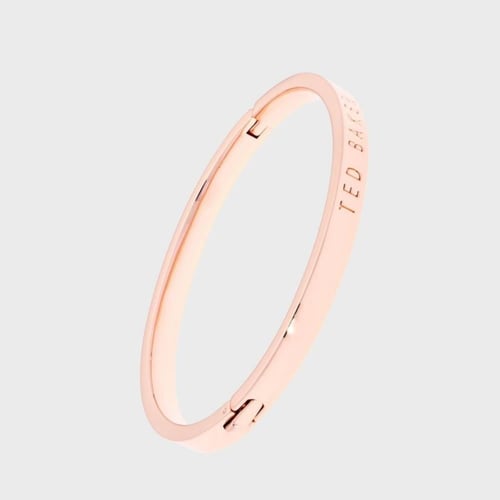 اسورة تيد بيكر