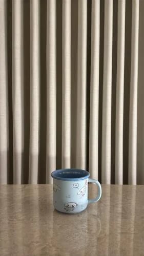 Cinnamon roll cup