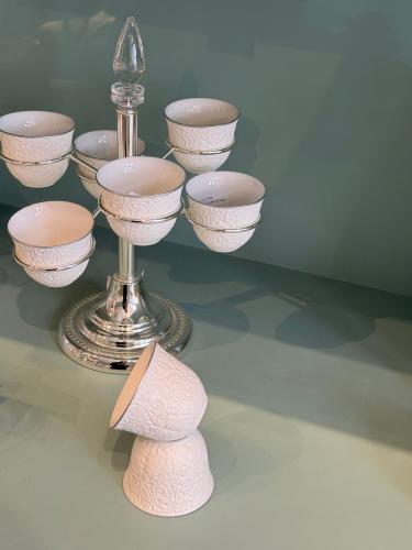 طقم فناجين قهوة بورسلان, أبيض فضي