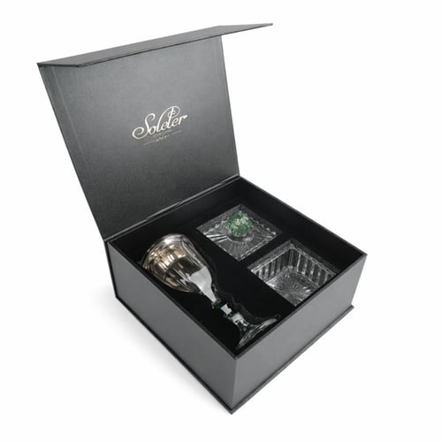 تنسيق لورا مبخرة وعلبة عود ، أخضر