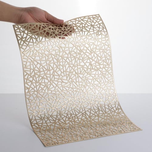 مفرش طاولة بنمط مجوف مستطيل الشكل لون ذهبي مقاس 45...