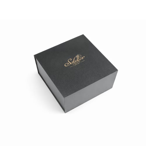 تنسيق لورا مبخرة وعلبة عود ، أخضر