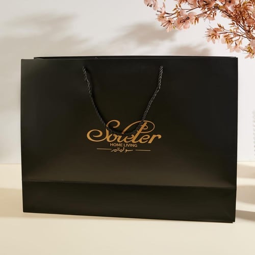 تنسيق لورا مبخرة وعلبة عود ، أخضر