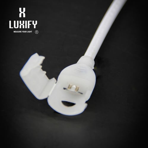 شريط ضوئي زينة خطين اصفر 50 متر بتصميم LENS