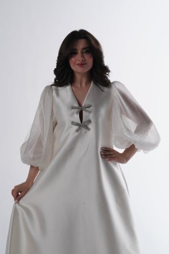 قطعه أنيقة جدا اوف وايت من التفتا الإيطالي والشيفو...