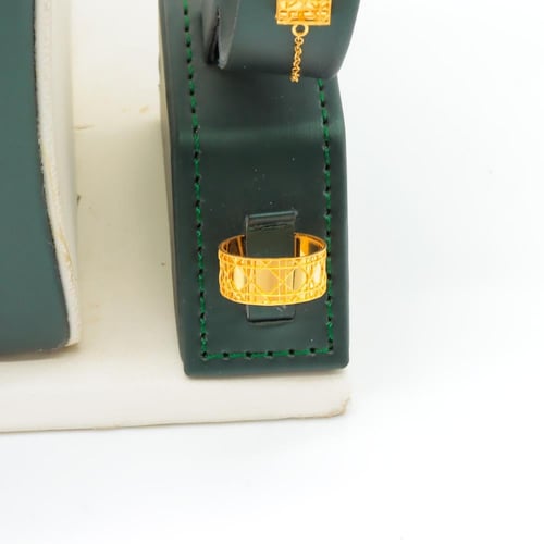 طقم ذهب الديور عيار 21 وزن 15.7 جرام