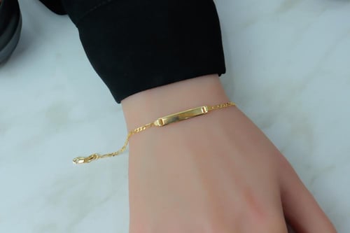 اسوارة ذهب عيار 18 صافية بوزن 2.3 جرام - لأناقة دا...