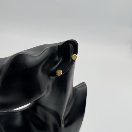 حلق ذهب الجنية عيار 21 وزن 1.36 جرام