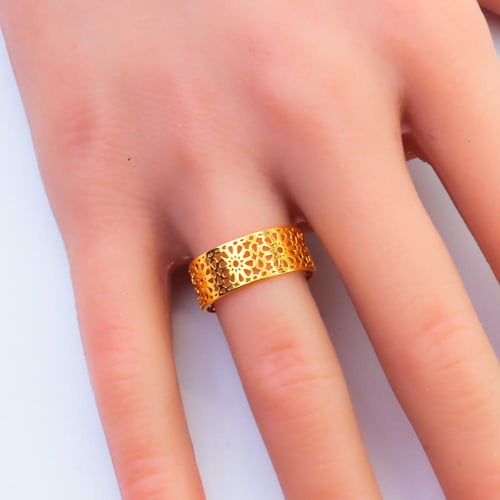 دبلة ذهب عريض عيار 21 وزن 1.71 جرام