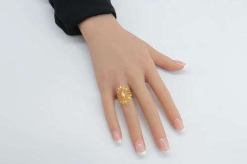 خاتم ذهب عيار 21 بتصميم عالى الدقة وزن 1.8 جرام