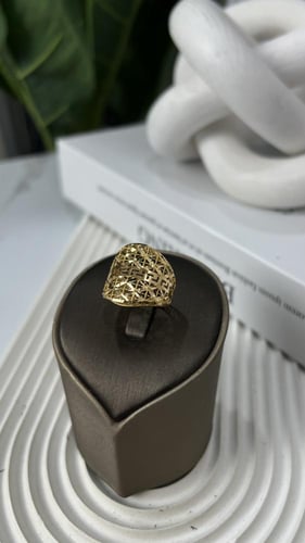 خاتم تصميم 3D أنيق ذهب عيار 21 بوزن 2.7 جرام