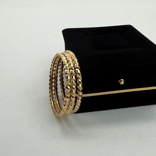 غوايش ذهب بكج حب الهيل عيار 21 تصميم ناعم