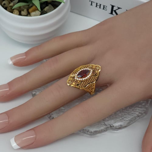 خاتم ذهب عيار 21 تصميم شرقي أحمر بوزن 3.1 جرام