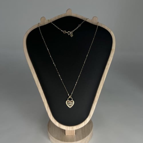 عقد ذهب القلب عيار 18 خالي من الاحجار وزن 3.8 جرام