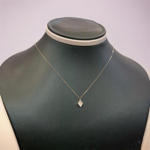 سلسال ذهب تصميم الماسي نواعم عيار 18 وزن 0.4 جرام