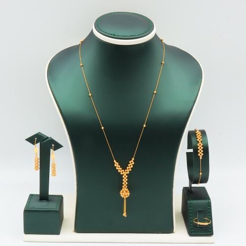 طقم ذهب سبحة الكرات عيار 21 – تصميم تراثي فاخر بوز...