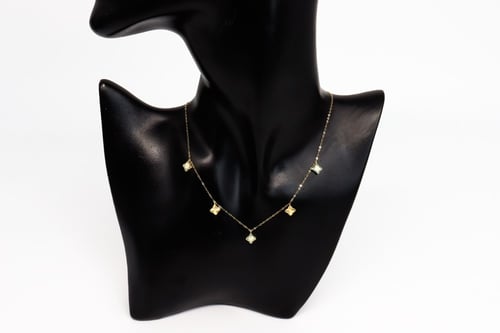 تشوكر ذهب روبيرتو كوين بتصميم اللون التيفاني عيار...