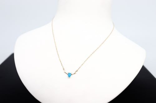 سلسال قرن الغزال ذهب عيار 18 وزنة 1.1 جرام متوفر ب...