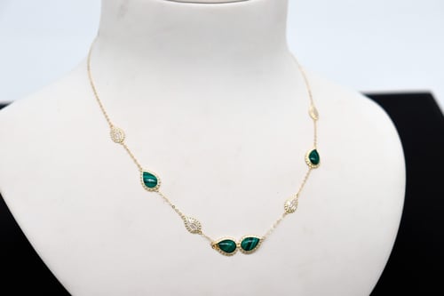 تشوكر الدمعة عيار 18