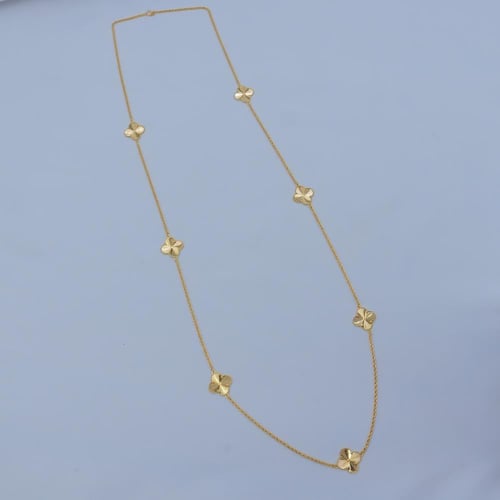 شال فان كليف ذهب عيار 21 وزن 9.04 جرام