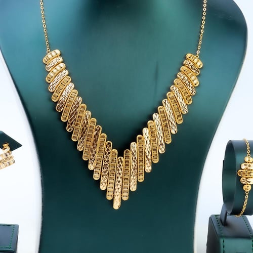 طقم ذهب كويتي ملكي فاخر عيار 21 وزن 25.84 جرام بتص...