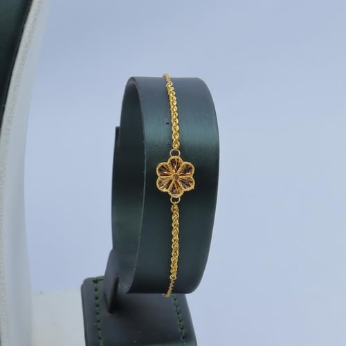 طقم ذهب الوردة ثلاثة دور عيار 21 وزن 7.07جرام