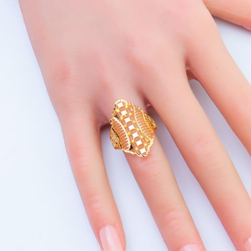 خاتم ذهب عيار 21 تصميم شبكي بارز وزن 2.1 جرام – جر...