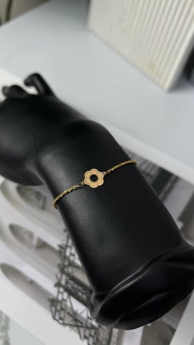 اسوارة ذهب ناعمة عيار 21 تصميم الوردة وزن 0,7 جرام