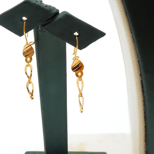 طقم ذهب الرمش عيار 21 وزن 5.12 جرام