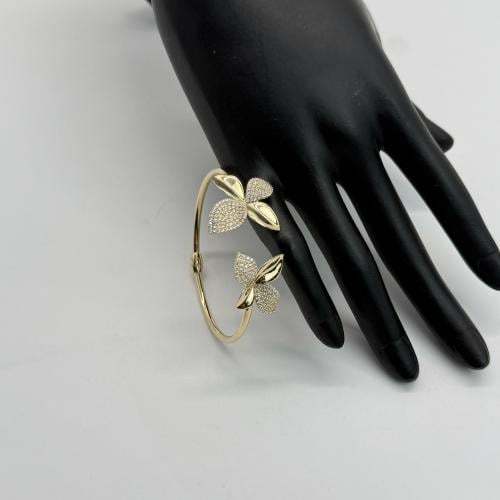 اسوارة ذهب عيار 18 تصميم الماسي وزن 8.8 جرام