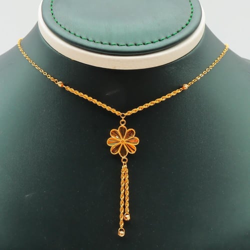 عقد ذهب عيار 21 "وردة الكنوز" بوزن 2.7 جرام