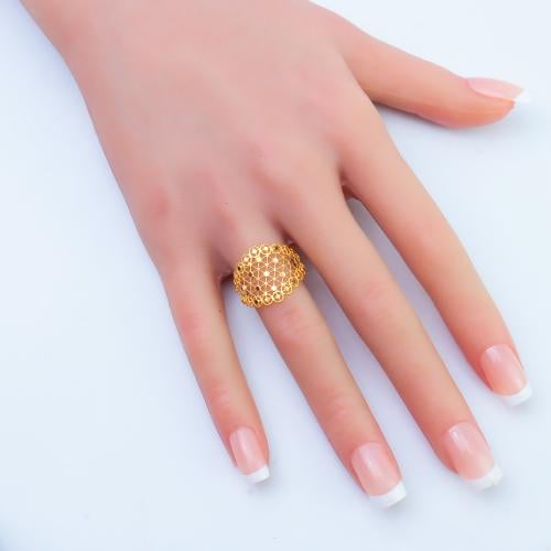 خاتم ذهب عيار 21 تصميم دائري شبكي وزن 1.5 جرام – أ...